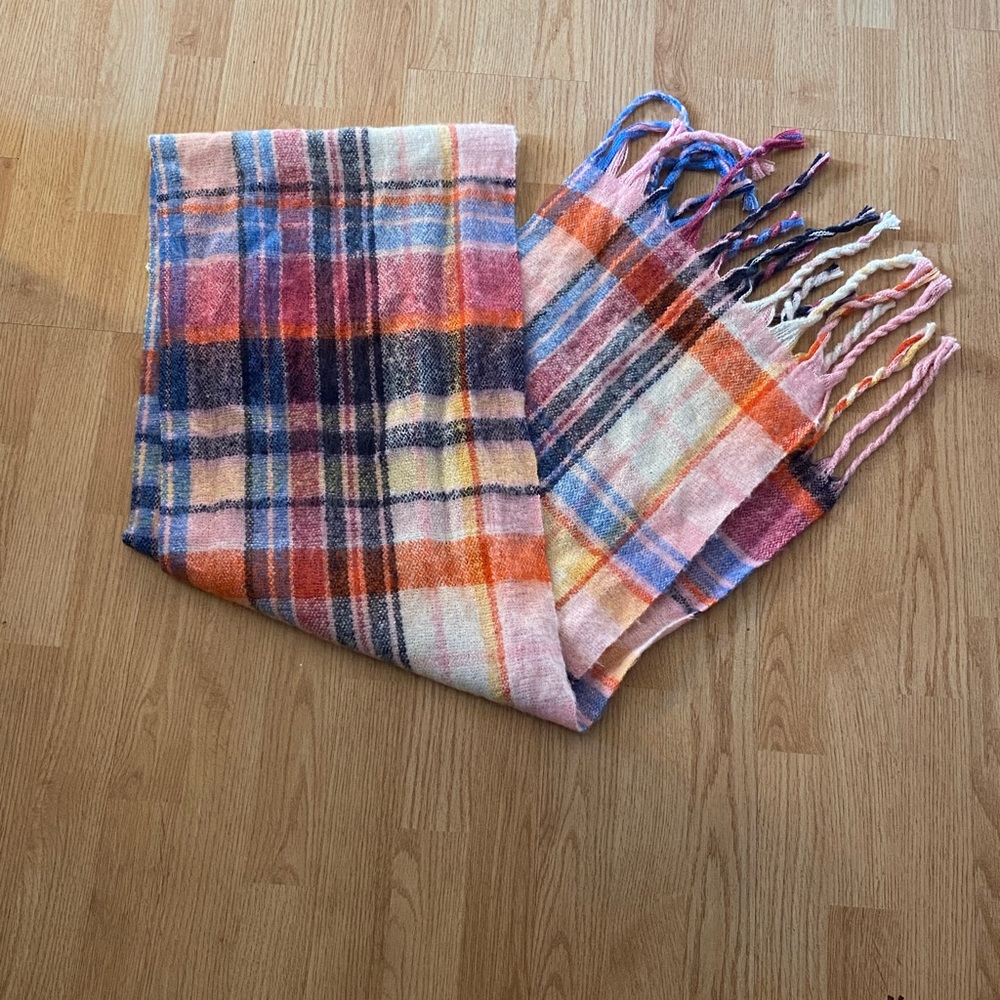 Thick Scarf - Picture 1 of 1